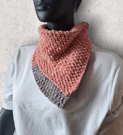 Strickanleitung kuschlig warme Halssocke, Kragenschal, Chenille-Wolle  #354