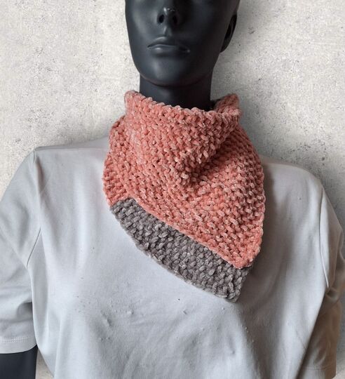 Strickanleitung kuschlig warme Halssocke, Kragenschal, Chenille-Wolle  #354