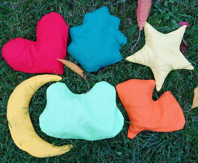 Kissen SET nähen 2 Gr. Frosch Mond Herz Ginkgo Stern Blatt