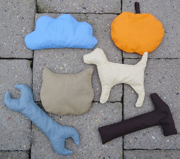 Kissen SET nähen 2 Gr. Wolke Apfel Hund Katze Werkzeug