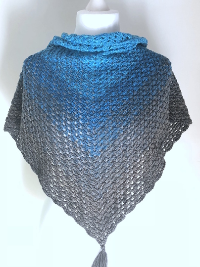 Crochet Pattern Triangle Shawl "Lisboa", Shoulder Warmer, flat easy design