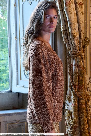 Pulli mit Zopfstrukturen