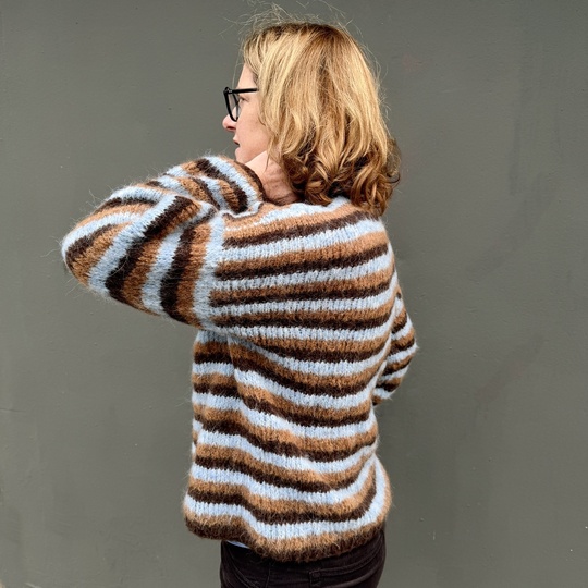 Strickanleitung Streifenpullover Juna glatt rechts mit I-Cord-Rand