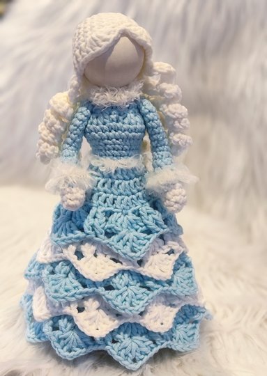 große Standfigur ca. 25 cm Winterfee Engel mit 2 Frisuren Holzkugel Winter