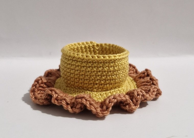 PDF Häkelanleitung Süßer Eierwärmer mit Becher Bär und Küken