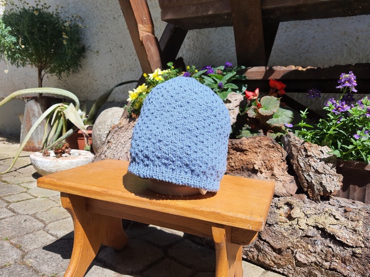 Mütze Julia von oben gestrickt