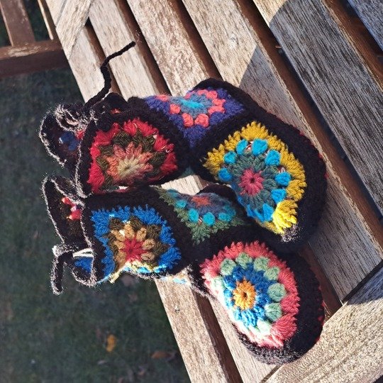 KINDER-PATSCHEN * HAUSSCHUHE * STIEFELN * HeXagon - Resteverwertung