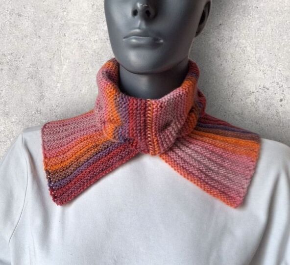 Strickanleitung Halssocke, Neckwarmer mit verzopftem Kragen  #356