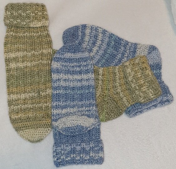 Häkelsocken Cosy 2 links 2 rechts mit Bumerang-Ferse in allen Größen
