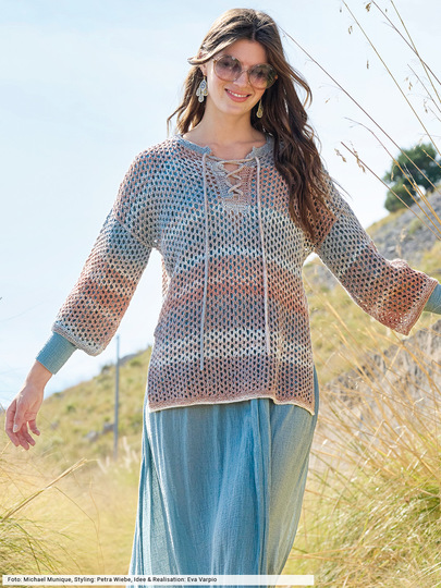 Longpulli im Gittermuster