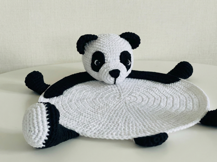 Crochet Pattern Panda Placemat for Baby Table Decor