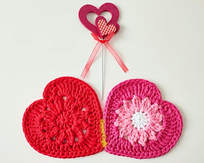 Floral Heart Garland for Valentine's Day - Crochet Pattern