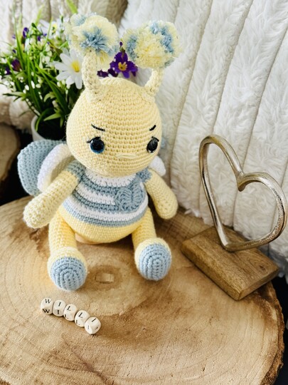 Schmetterling Willi, liebevolle Häkelanleitung Amigurumi (deutsch, PDF)