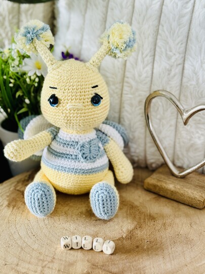 Schmetterling Willi, liebevolle Häkelanleitung Amigurumi (deutsch, PDF)