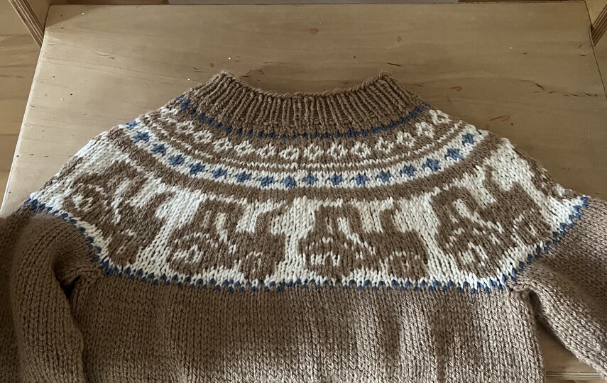 Kinderpullover mit Traktor * Strickanleitung * Gr. 1 - 4 Jahre * RVO
