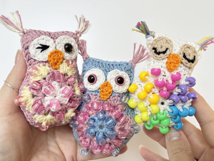 Fidget Eule mit Perlen, Amigurumi Eule Granny African Flower