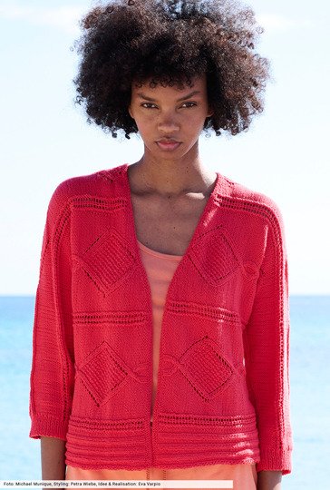 Quergestrickte Jacke