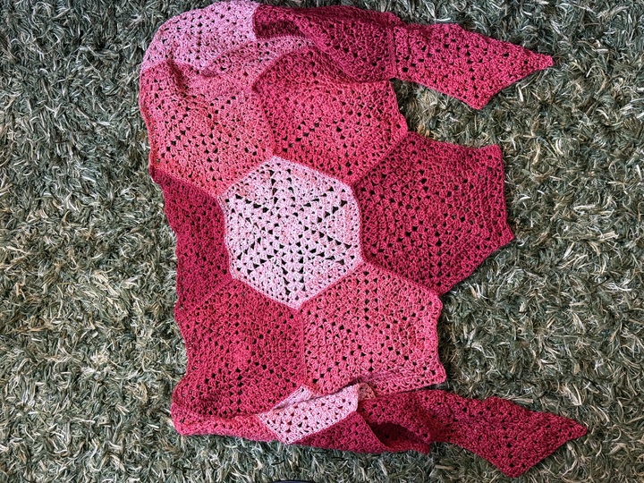 Hexagontuch Mari - gestrickt und gehäkelt