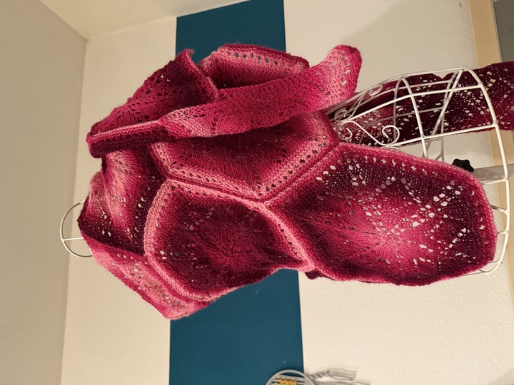 Hexagontuch Mari - gestrickt und gehäkelt