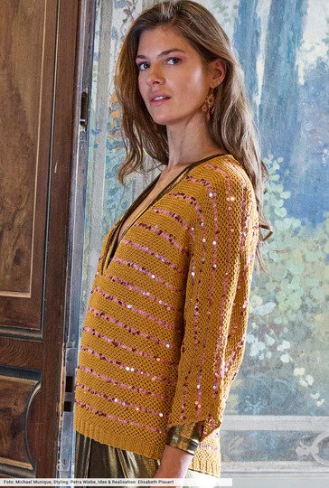 Pulli mit Paillettenstreifen