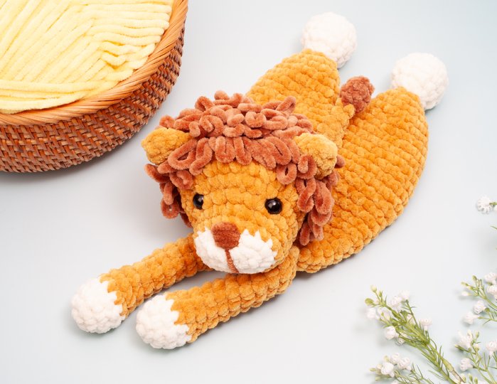 Lion Snuggler Crochet Pattern – Baby Lovey, Amigurumi Security Blanket