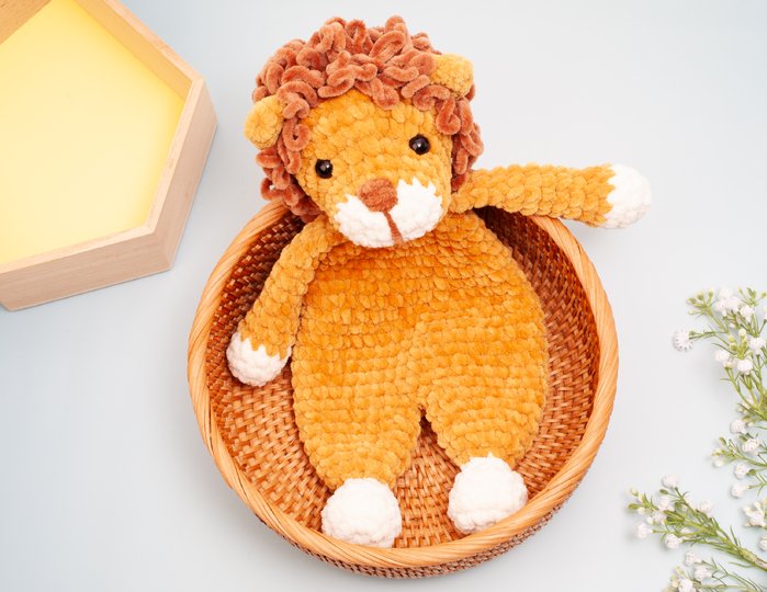 Lion Snuggler Crochet Pattern – Baby Lovey, Amigurumi Security Blanket