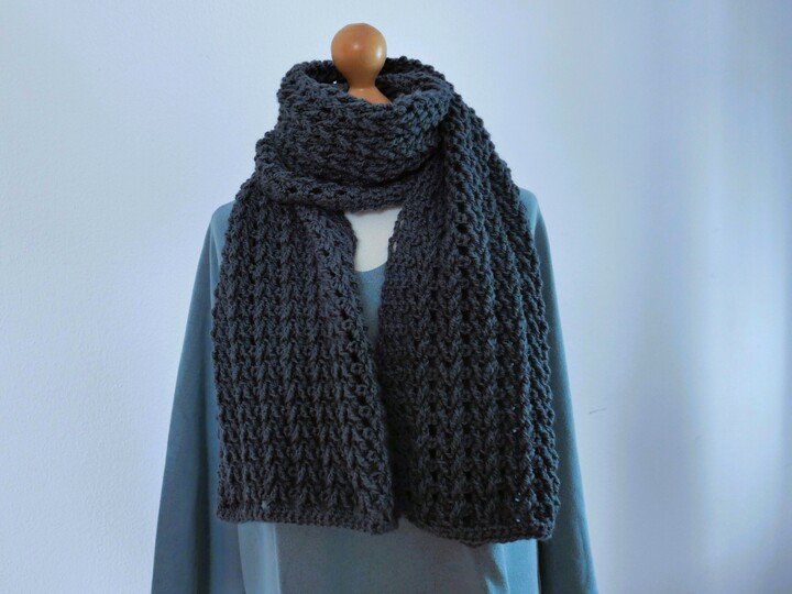 Häkelanleitung Schal „Hildegard“ – zeitlos, kuschelig & unisex