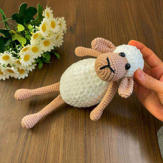 Amigurumi Sheep Pattern PDF Tutorial – Crochet Plush Lamb Toy (Digital Down