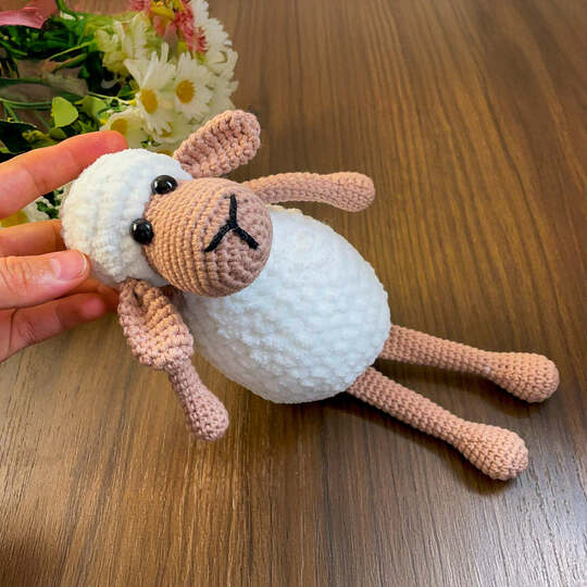 Amigurumi Sheep Pattern PDF Tutorial – Crochet Plush Lamb Toy (Digital Down