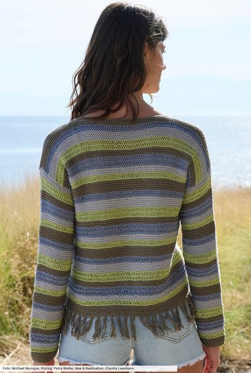 Streifenpulli mit Fransen