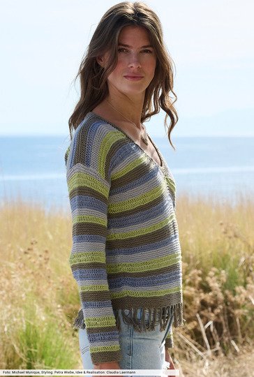Streifenpulli mit Fransen