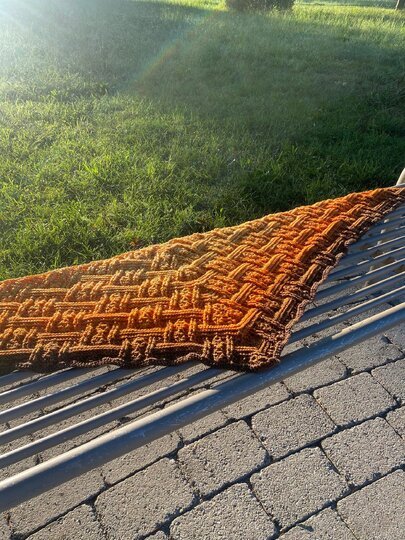 Crochet Pattern Flat Triangular Scarf "Himera"