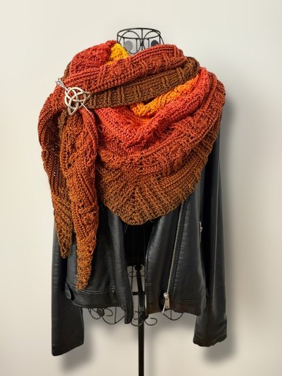 Crochet Pattern Flat Triangular Scarf "Himera"