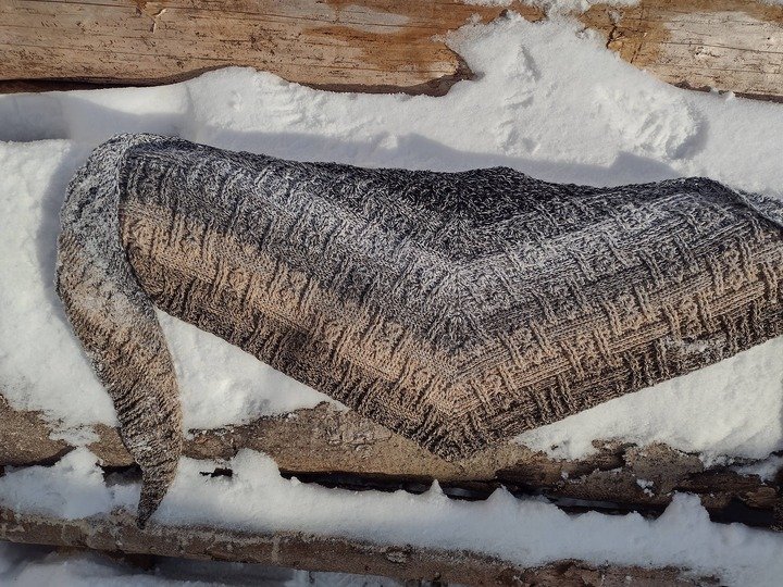 Häkelanleitung flaches Dreieckstuch "Himera"