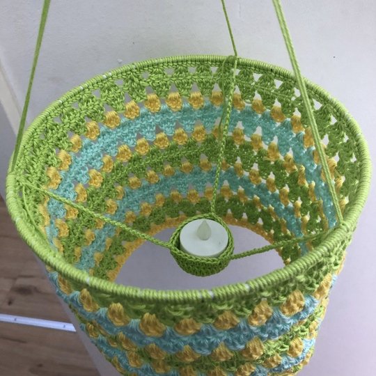 Häkelanleitung Bunte Laternen mit Alpaka Applikation, 4 Größen, Anfänger