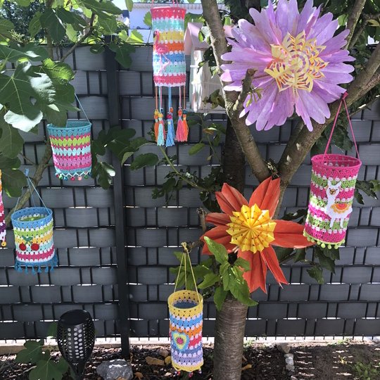 Häkelanleitung Bunte Laternen mit Alpaka Applikation, 4 Größen, Anfänger