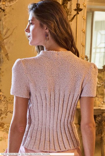 Kurzarmpulli mit Stehkragen