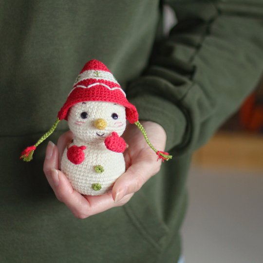 Naughty Snowman – Amigurumi Crochet Pattern (PDF)