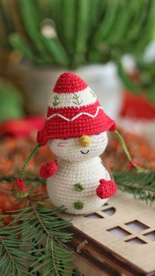 Naughty Snowman – Amigurumi Crochet Pattern (PDF)