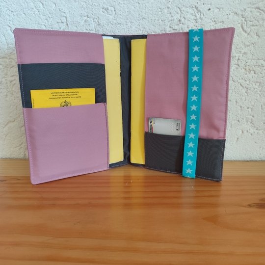 Schnittmuster und Anleitung für U-Heft-Hülle für Geschwister