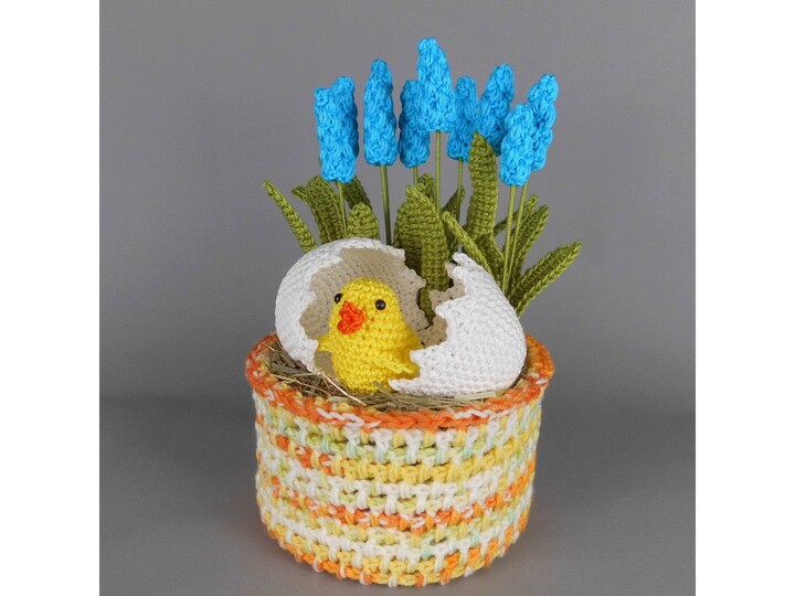 Easter Decor Spring Arrangement With Baby Chick - Crochet Pattern