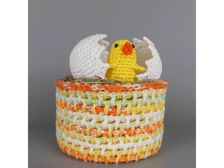 Easter Decor Spring Arrangement With Baby Chick - Crochet Pattern