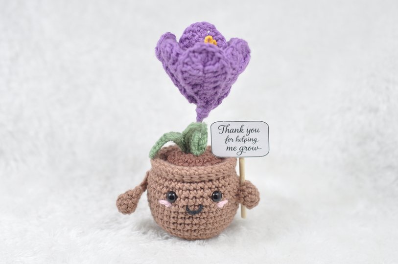 Crochet Pattern Support Plant – Spring Version (Set of 4)