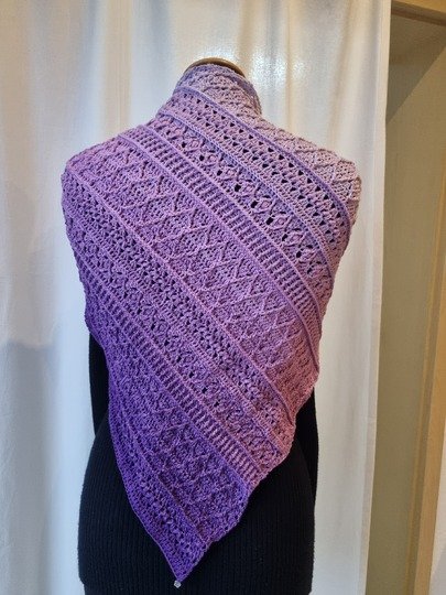 Häkelanleitung Asymmetrisches Tuch Sorella No 2