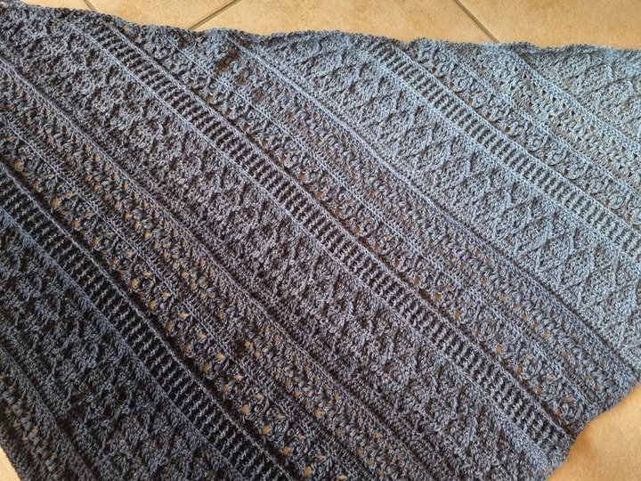 Häkelanleitung Asymmetrisches Tuch Sorella No 2