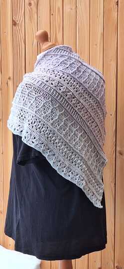 Häkelanleitung Asymmetrisches Tuch Sorella No 2