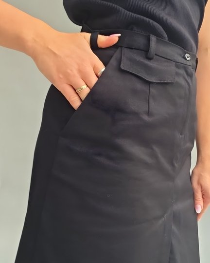 Schnittmuster eleganter Midi-Rock mit Schlitz und Eingriffstaschen