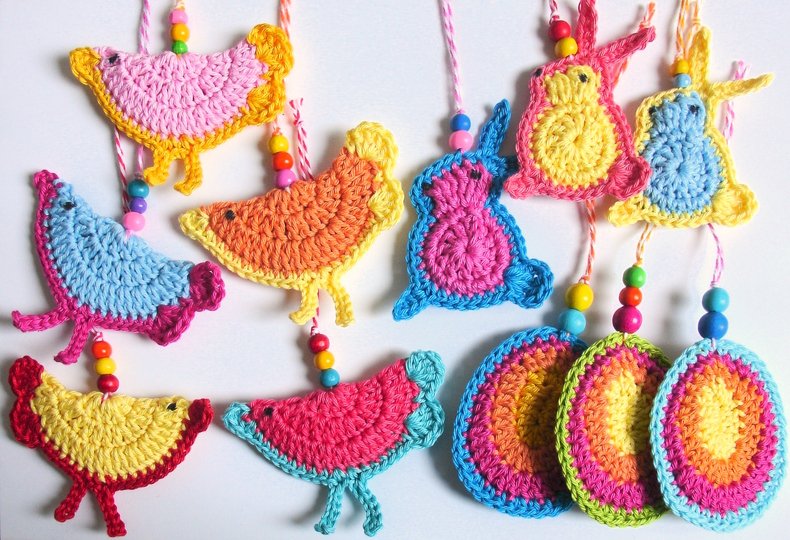 Crochet pattern Bunny rabbit little chicks, Easter eggs, decoration tags