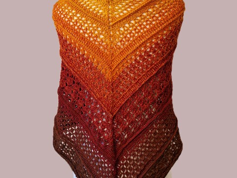 Felicitas - Häkelanleitung für ein symmetrisches Dreieckstuch