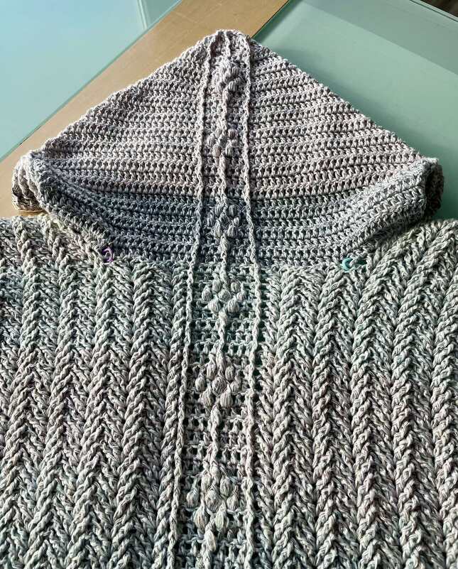 Häkelanleitung "Mein Winterröschen" Cardigan, Kapuzenjacke - Bild 4